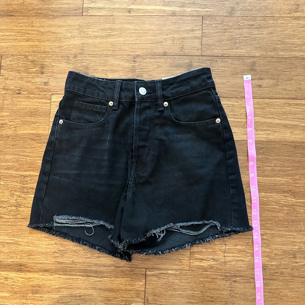 H&M Black Jean Shorts Size 2 NWT - Picture 3 of 8